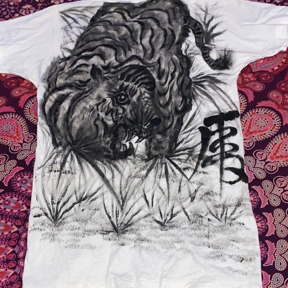 Vintage 80s Hand Drawn Kung-Fu legends T-shirt. Size L. See measurements. 19x30 - Picture 11 of 16